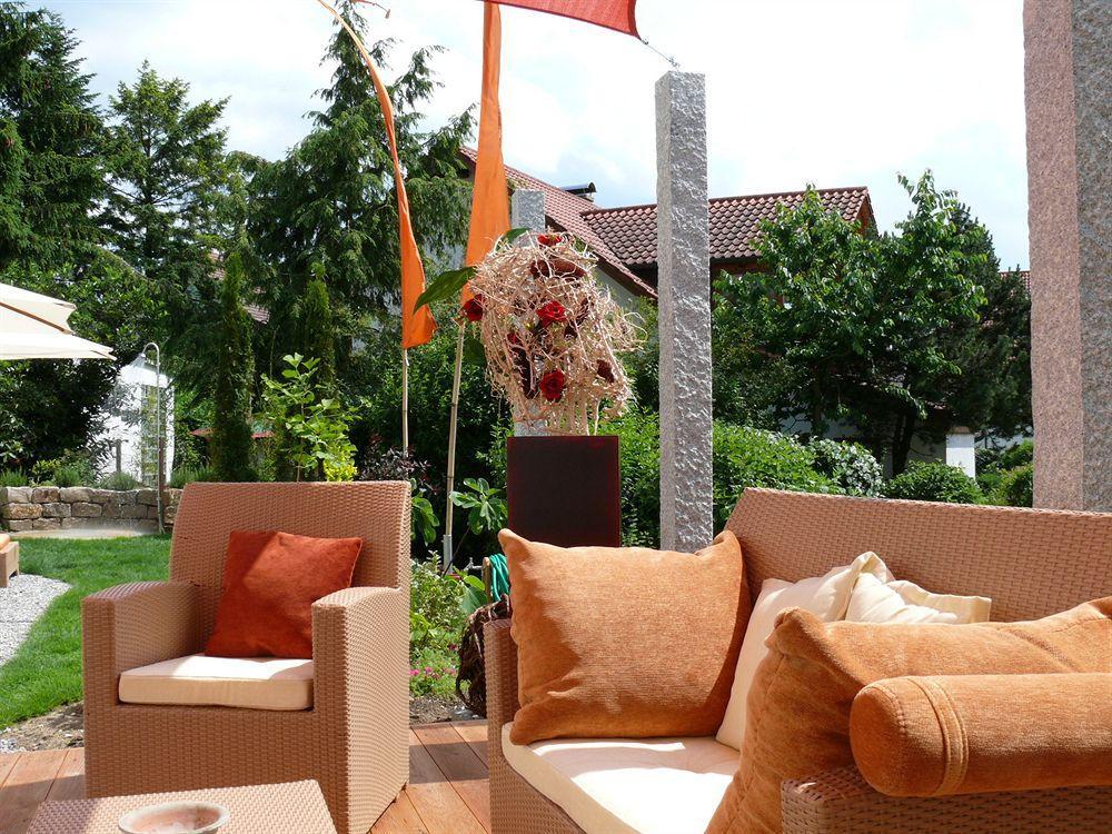 Hotel Hellers Twenty Four I -24H-Check-In- Friedrichshafen Exteriör bild